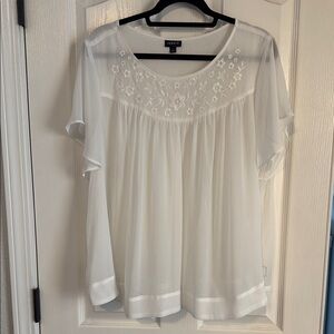 Torrid white embroidered chiffon blouse